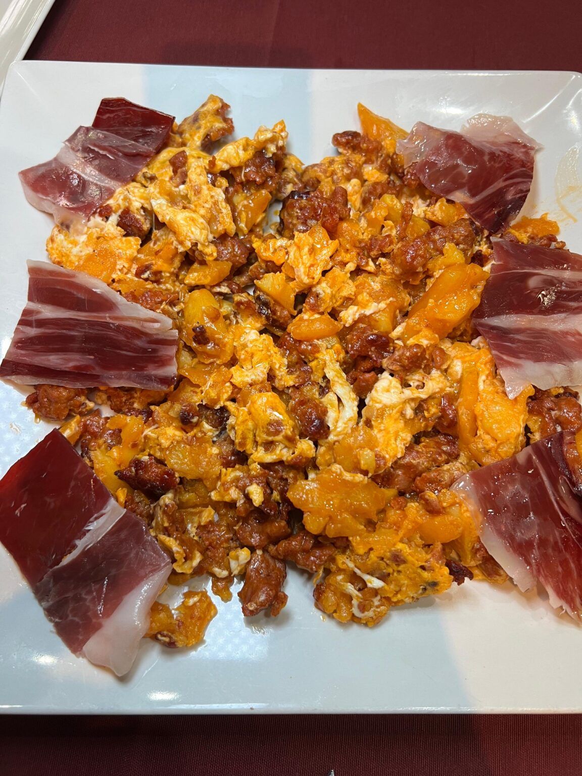 La influencer Lola Martín descubre el restaurante escondido en la Sierra de Aracena y Picos de Aroche que está conquistando a los amantes de la cocina tradicional La influencer Lola Martín descubre el restaurante escondido en la Sierra de Aracena y Picos de Aroche que está conquistando a los amantes de la cocina tradicional - Gastronomía y Moda