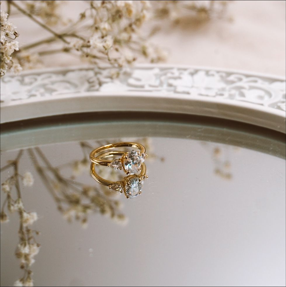 Luce anillo con 'pedrusco' Dlujo Jewel sin necesidad de dejarte el sueldo - Gastronomía y Moda