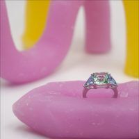 Luce anillo con 'pedrusco' Dlujo Jewel sin necesidad de dejarte el sueldo - Gastronomía y Moda