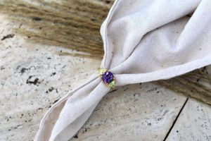 Luce anillo con 'pedrusco' Dlujo Jewel sin necesidad de dejarte el sueldo - Gastronomía y Moda