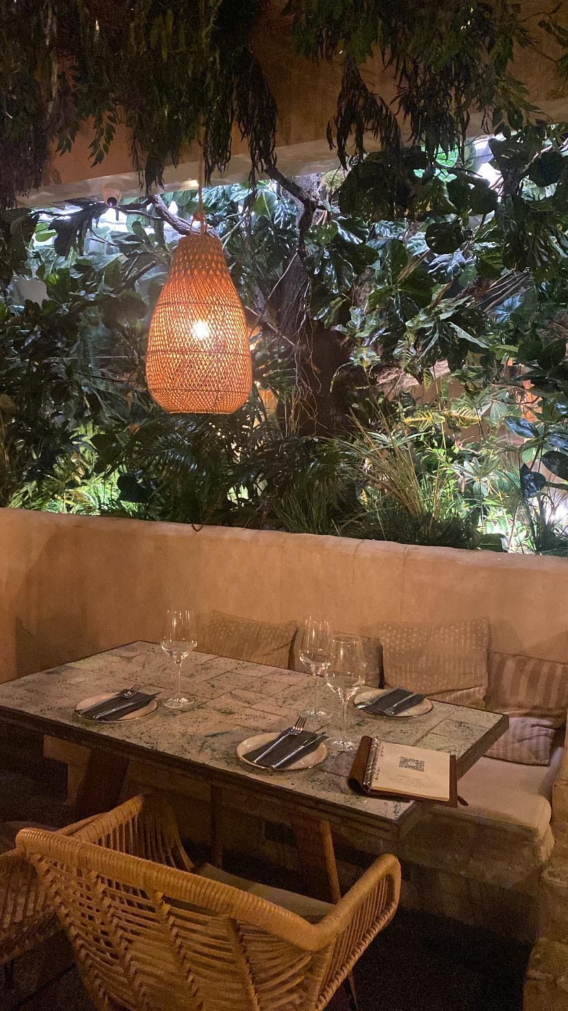 Voltereta Bali, te transporta desde el centro de Valencia a la Isla de los Dioses - Gastronomía y Moda