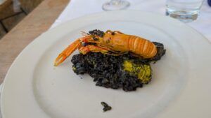 Es Boldado: Pescados y mariscos en Ibiza con espectaculares vistas a los islotes de Es Vedrá y es Vedranell - Gastronomía y Moda