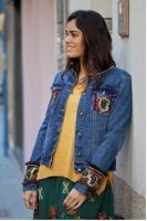 Tenemos las 4 tendencias en prendas de abrigo que serán esenciales para el entretiempo - Gastronomía y Moda