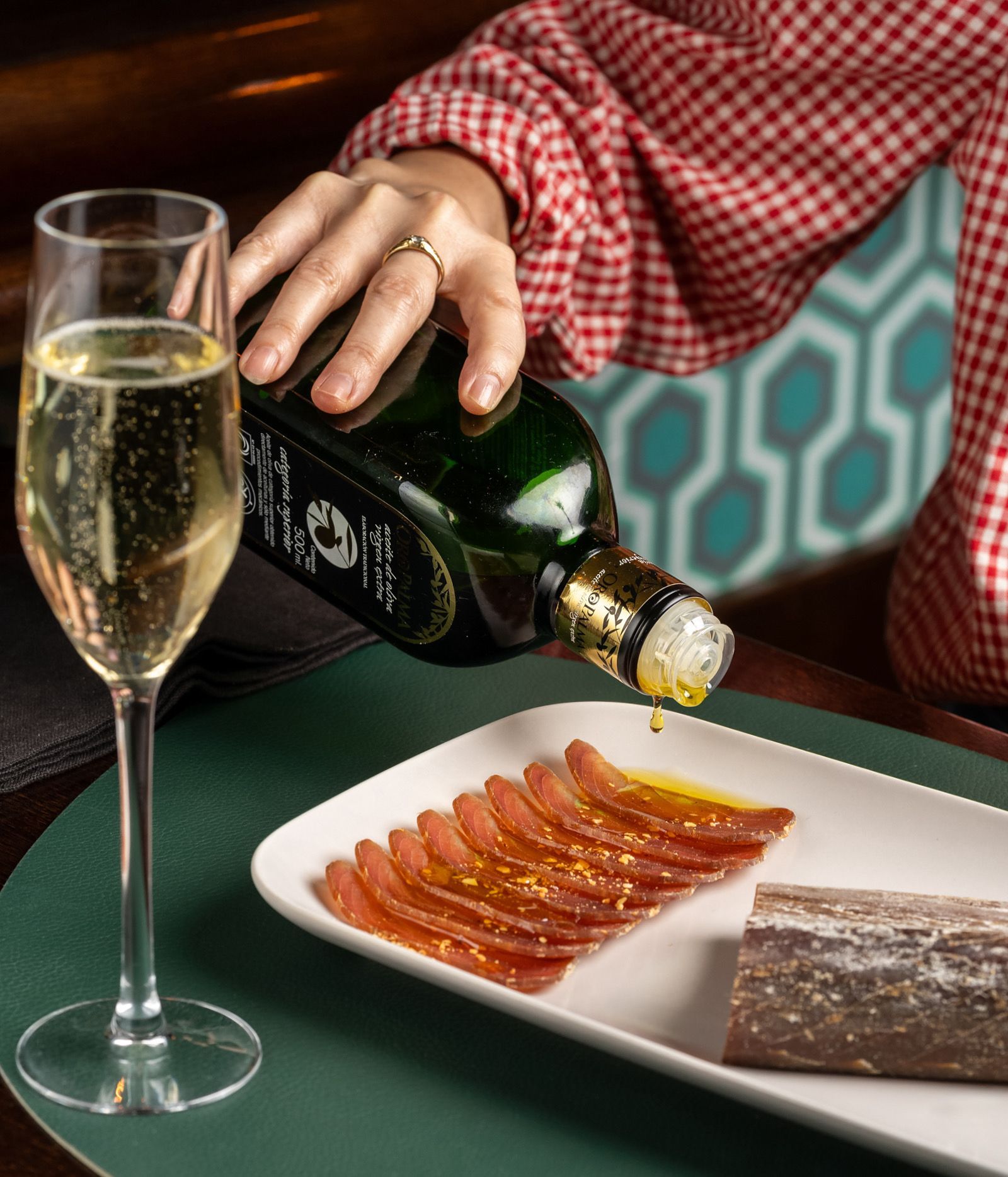 Lola Restaurant revalida su Bib Gourmand Michelin en Viena y consolida el éxito de la cocina española en Austria - Gastronomía y Moda