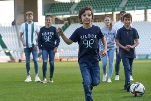Silbon y el Córdoba Club de Fútbol lanzan una campaña para llenar El Arcángel de blanquiverde en la final de Copa RFEF - Gastronomía y Moda