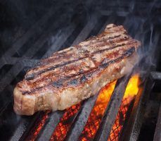 Artefacto, el restaurante que defiende el producto al desnudo - Gastronomía y Moda