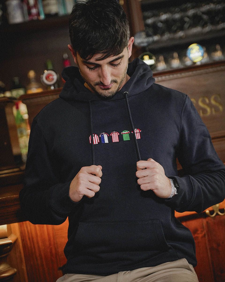 GAMBEA presenta ‘MATCHDAY’ su nueva colección inspirada en el fútbol retro - Gastronomía y Moda