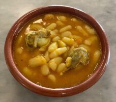 Albur cervecería, come a base de tapas, raciones y platos para compartir rodeado del mejor ambiente de Jerez de la Frontera - Gastronomía y Moda