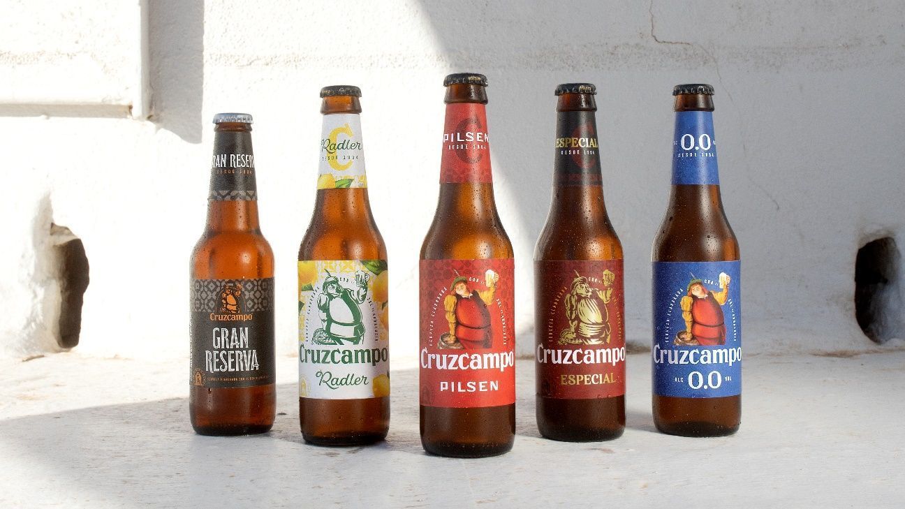 Cruzcampo estrena imagen adaptada a los tiempos sin perder de vista las raíces andaluzas - Gastronomía y Moda