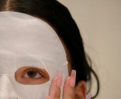 Rutina de cuidado facial completa para mejorar la piel a largo plazo - Gastronomía y Moda