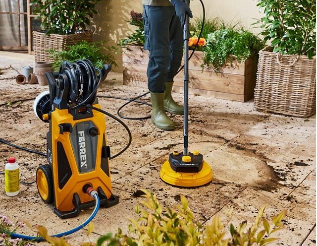 ALDI lanza su limpiador de alta presión por 99,99 €: 2.400W de potencia para poner a punto terrazas y jardines esta primavera ALDI lanza su limpiador de alta presión por 99,99 €: 2.400W de potencia para poner a punto terrazas y jardines esta primavera - Gastronomía y Moda