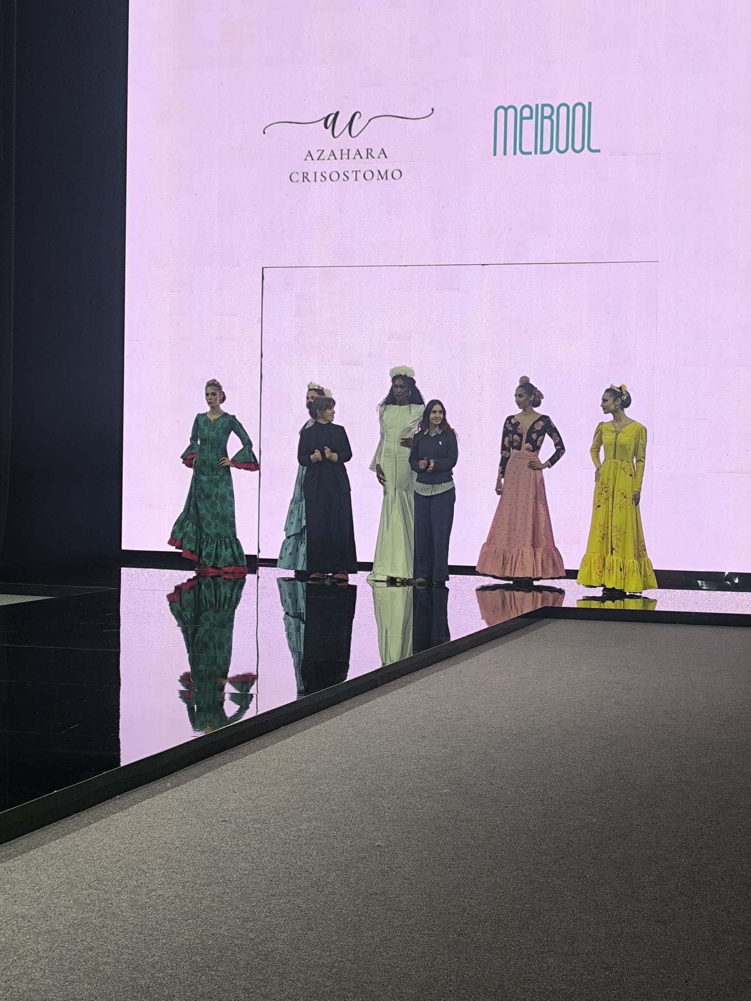 Málaga refuerza su proyección creativa en SIMOF Sevilla con el talento de su moda flamenca - Gastronomía y Moda
