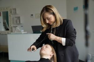 Transforma tu mirada con Ludmila Zeru en Be Cool - Gastronomía y Moda