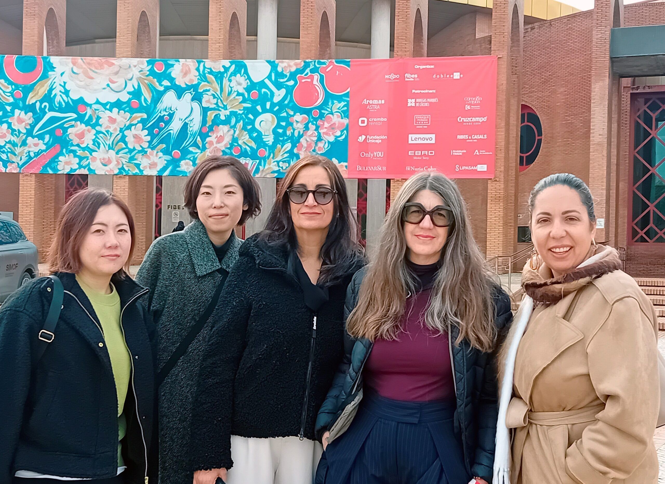 La moda flamenca de SIMOF conquista Japón, Estados Unidos e Italia desde Sevilla - Gastronomía y Moda