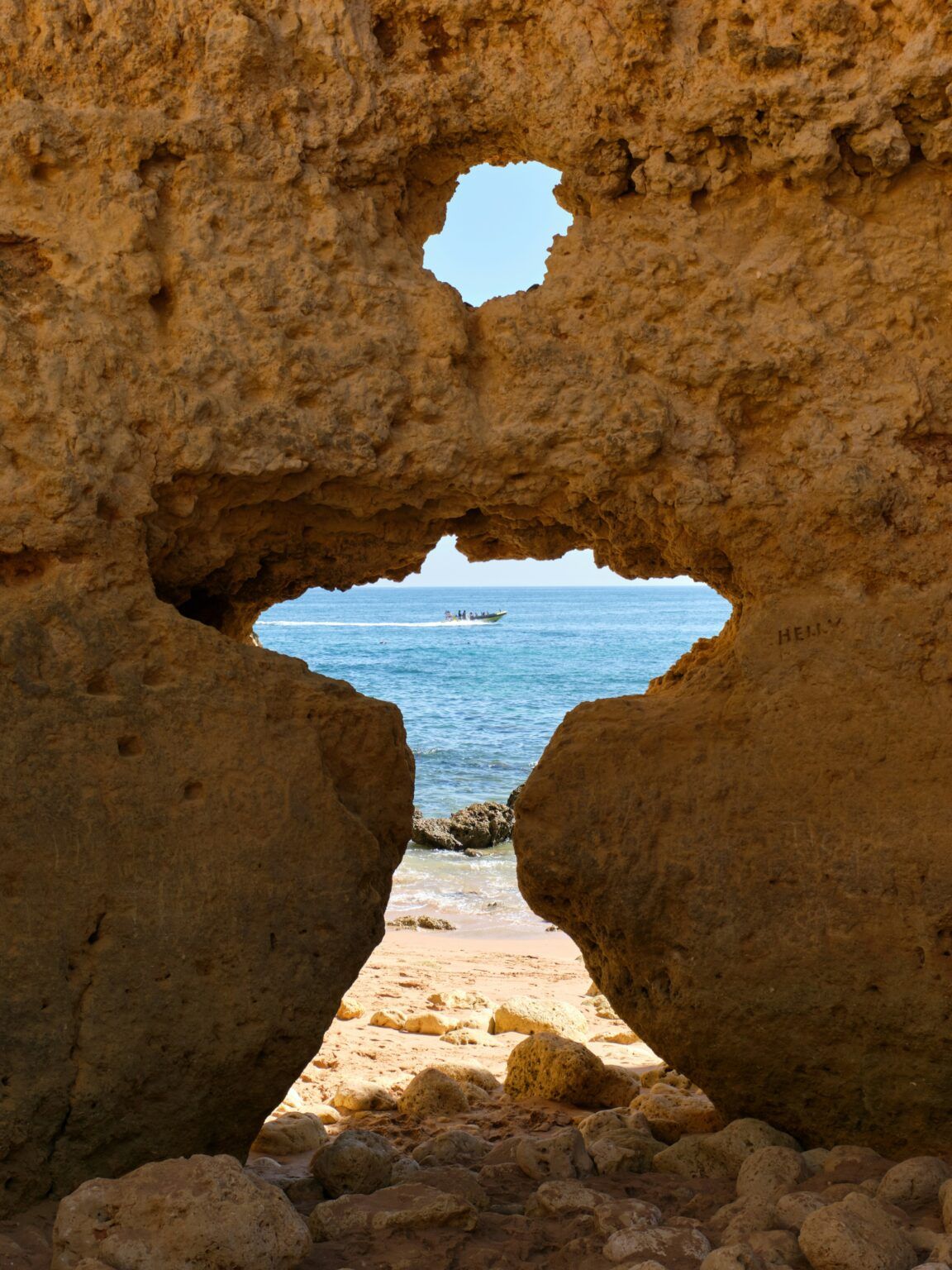 Albufeira refuerza su liderazgo turístico con naturaleza, deporte y más de 4 millones de pernoctaciones en verano - Gastronomía y Moda