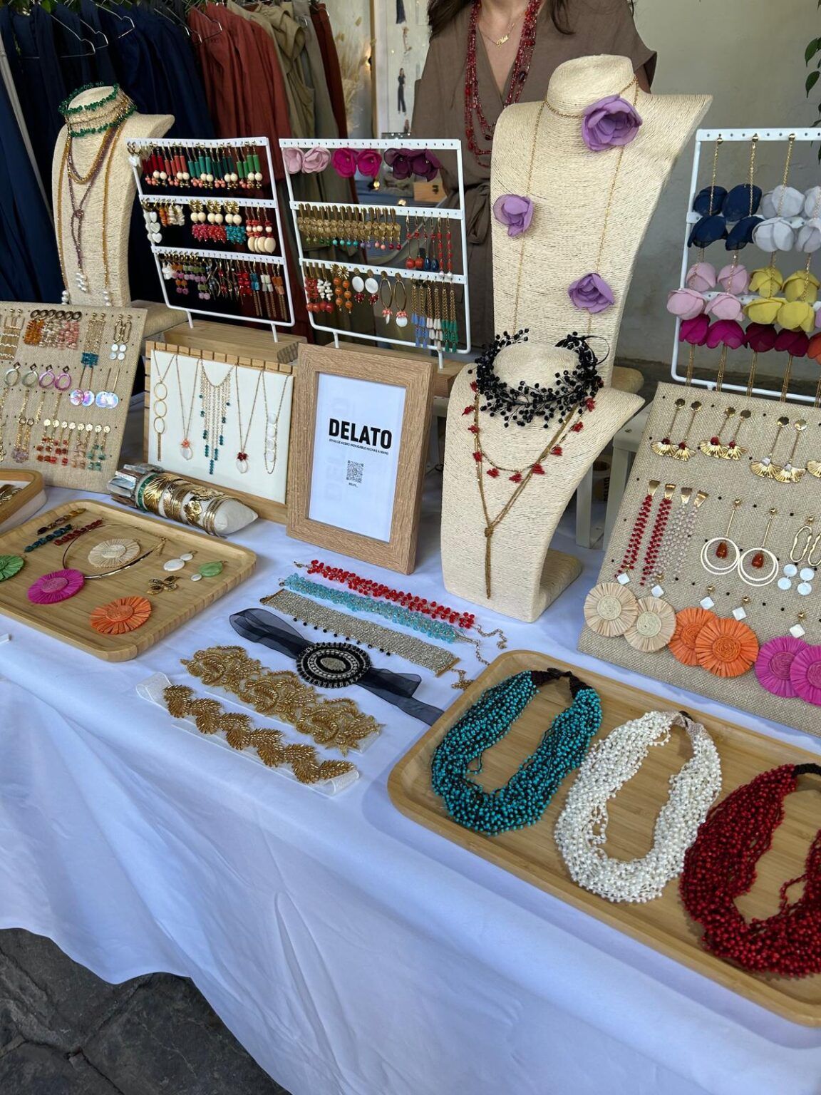 Delato: marca sevillana de joyas y accesorios únic@s hechos a mano - Gastronomía y Moda