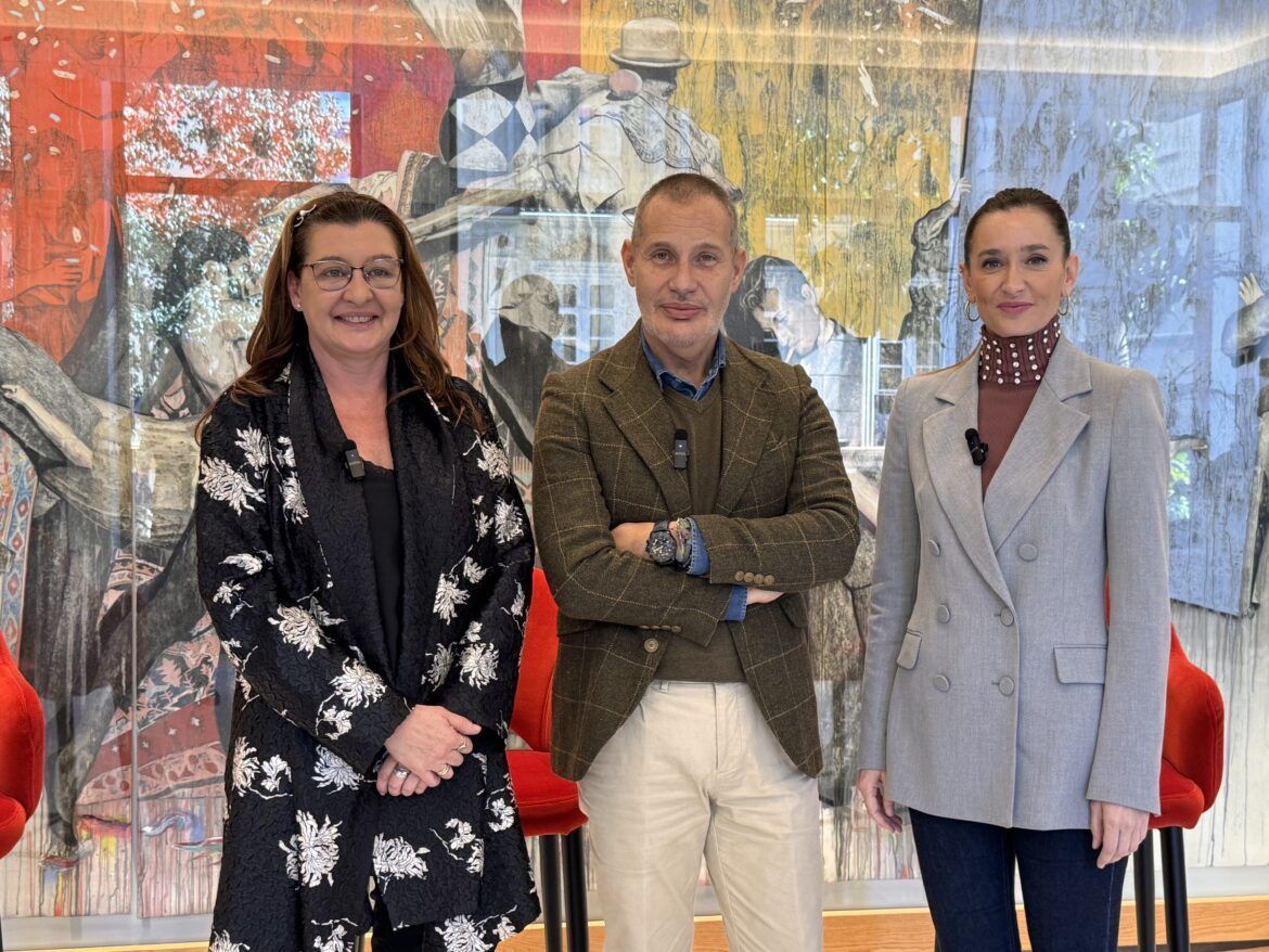 Rafael Urquizar presentará junto a Málaga de Moda su colección VANGUARD en la Mercedes-Benz Fashion Week Rafael Urquizar presentará junto a Málaga de Moda su colección VANGUARD en la Mercedes-Benz Fashion Week - Gastronomía y Moda