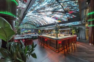 El plan más exclusivo para el Día de la Madre en Madrid está bajo una cúpula inmersiva - Gastronomía y Moda