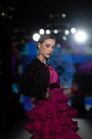 Apoteósica vuelta a la pasarela de la moda flamenca de la mano de We Love Flamenco. Pablo Retamero y Juanjo Bernal: ‘Gachí’. Foto: Aníbal González© - Gastronomía y Moda