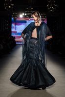 Apoteósica vuelta a la pasarela de la moda flamenca de la mano de We Love Flamenco. Pablo Retamero y Juanjo Bernal: ‘Gachí’. Foto: Aníbal González© - Gastronomía y Moda