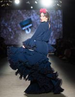 Apoteósica vuelta a la pasarela de la moda flamenca de la mano de We Love Flamenco. Rocío Márquez: ‘Por ti’. Foto: Aníbal González© - Gastronomía y Moda
