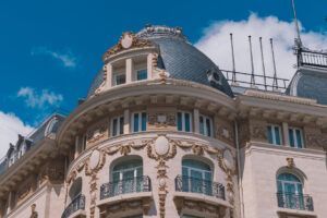 El Hotel Palace de Madrid estrena 'nueva' fachada - Gastronomía y Moda
