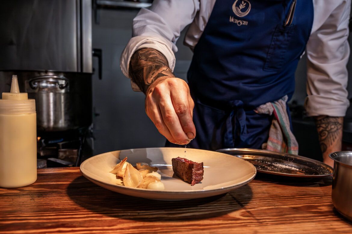 Mengem, Premio Gastronomía Sostenible 2026 por su modelo de restauración en Valencia Mengem, Premio Gastronomía Sostenible 2026 por su modelo de restauración en Valencia - Gastronomía y Moda