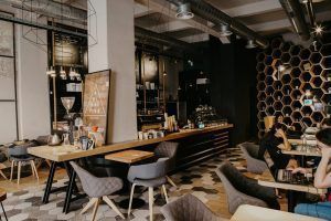Cinco consejos para montar un restaurante post COVID-19 - Gastronomía y Moda