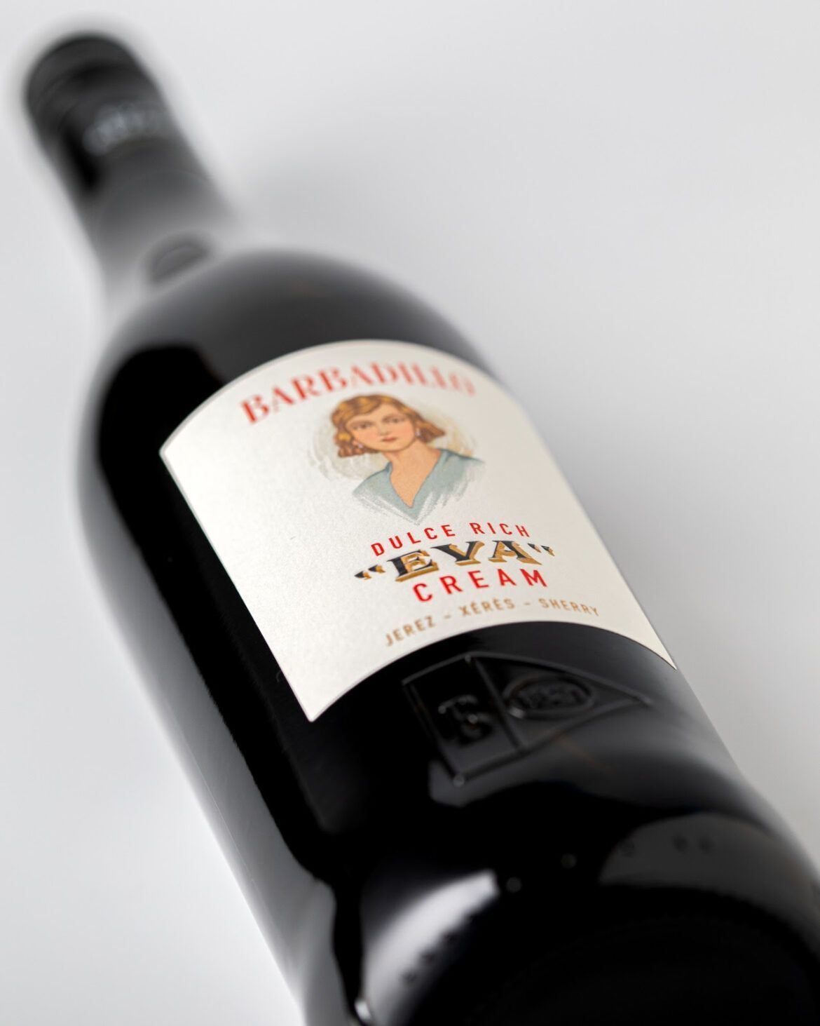 El cream de Barbadillo, Eva Cream, cambia de look El cream de Barbadillo, Eva Cream, cambia de look - Gastronomía y Moda