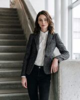 Sumissura reinventa el tweed con una paleta de colores renovada y una sastrería femenina totalmente personalizada - Gastronomía y Moda