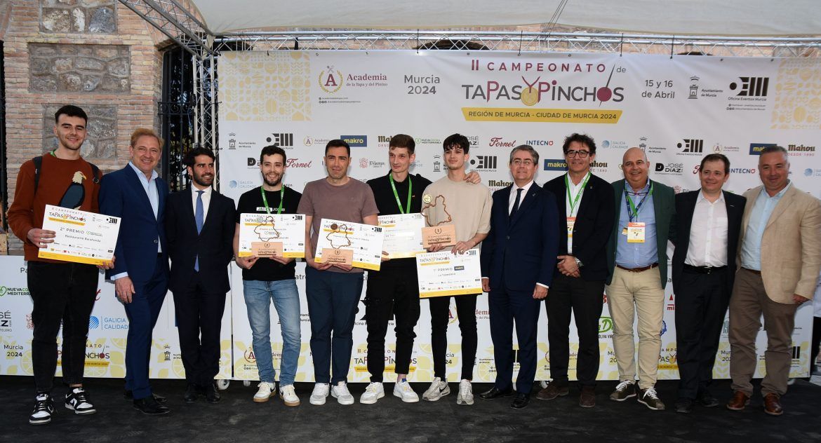 Javier Cárceles, cocinero de La Tapeoteca, en Murcia, es el ganador del II Campeonato de Tapas y Pinchos de la Región de Murcia - Gastronomía y Moda