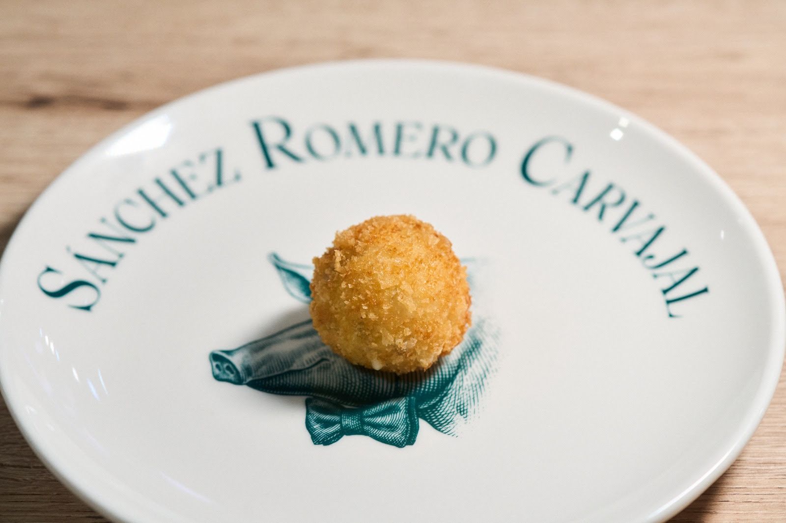 Alejandro Cano conquista Madrid Fusión con la mejor croqueta de jamón ibérico de España - Gastronomía y Moda