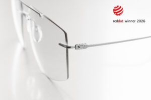 El titanio inspirado en el Museo Guggenheim Bilbao conquista el Red Dot Design Award 2026 - Gastronomía y Moda