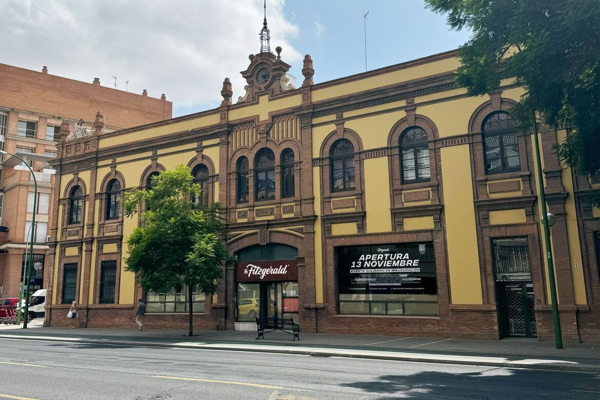 The Fitzgerald Burger inaugura su primer local en Andalucía con un evento solidario para apoyar a Valencia - Gastronomía y Moda