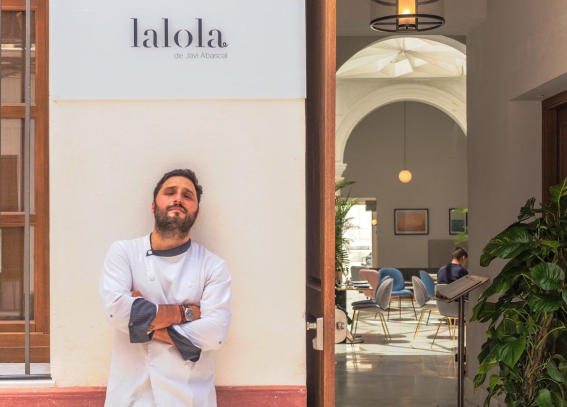 Lalola de Javi Abascal lanza el menú degustación 100% ibérico Lalola de Javi Abascal lanza el menú degustación 100% ibérico - Gastronomía y Moda