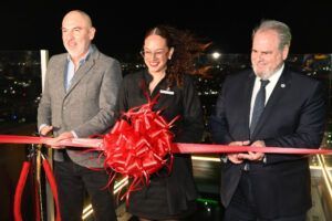 Riu Plaza Guadalajara inaugura una experiencia de vértigo en su nuevo 360º Rooftop de la planta 41 - Gastronomía y Moda