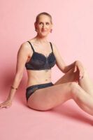 ¡TOC,TOC! Kiabi toca la puerta para la concienciación y prevención del Cáncer de Mama - Gastronomía y Moda