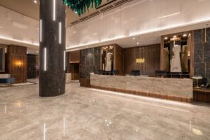 Abre el Riu Plaza Chicago - Gastronomía y Moda