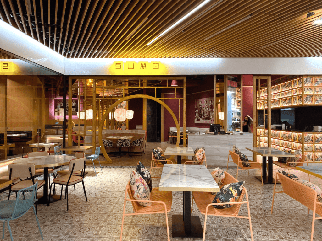 SUMO invierte 800.000€ en su primer restaurante en Barcelona, ubicado en Westfield Glòries - Gastronomía y Moda