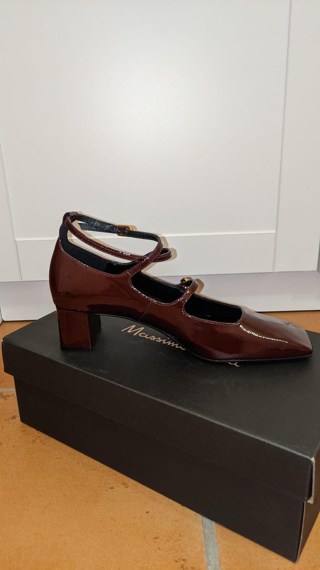 Massimo Dutti tiene los zapatos de charol más deseados - Gastronomía y Moda
