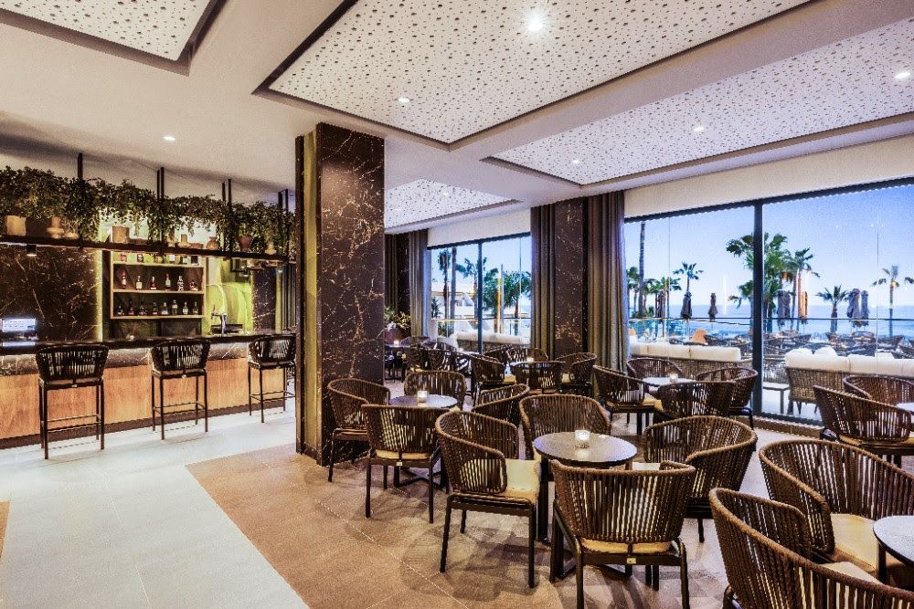 Torremolinos estrena el primer RIU Palace de Andalucía tras la transformación del Nautilus - Gastronomía y Moda