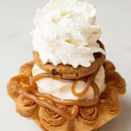 Manu Jara abre en Triana la heladería más esperada del verano sevillano con sus nuevos Manujaldres y helados artesanales - Gastronomía y Moda
