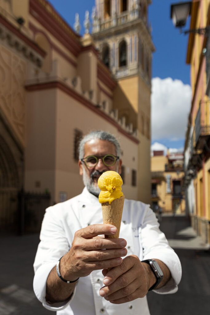 Manu Jara abre en Triana la heladería más esperada del verano sevillano con sus nuevos Manujaldres y helados artesanales Manu Jara abre en Triana la heladería más esperada del verano sevillano con sus nuevos Manujaldres y helados artesanales - Gastronomía y Moda