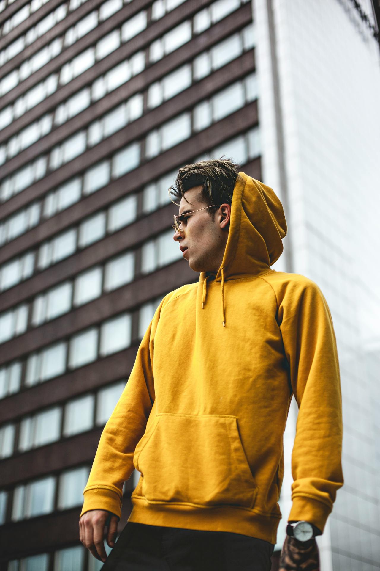 ¿Por qué las sudaderas son la prenda perfecta para las temporadas de transición - Gastronomía y Moda